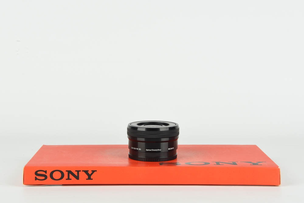 Sony 16-50mm f3.5-5.6 OSS