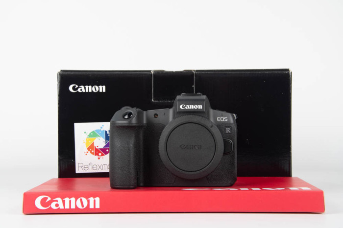 Canon EOS R main product photo