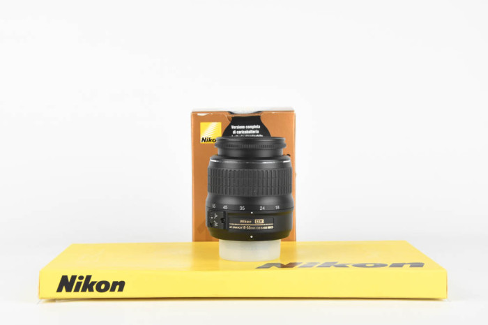 Nikon 18-55mm f3.5-5.6 G II ED main product photo