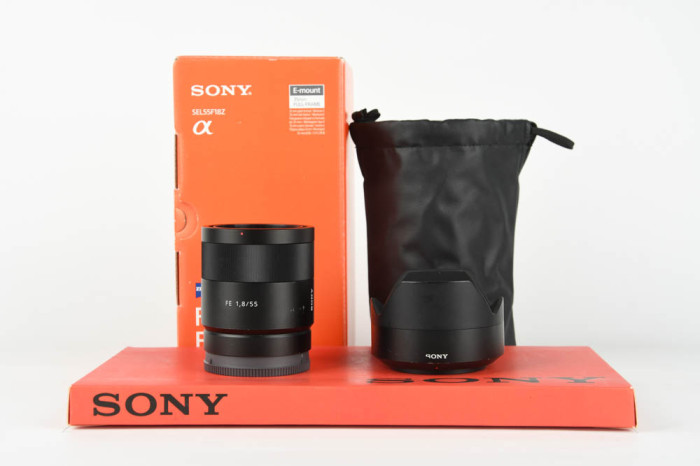Sony 55mm f1.8 ZA Sonnar T* main product photo