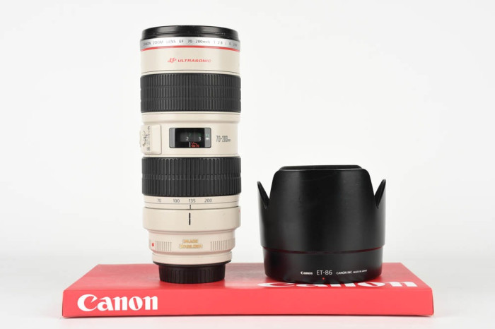 Canon 70-200mm f2.8 L IS USM main product photo