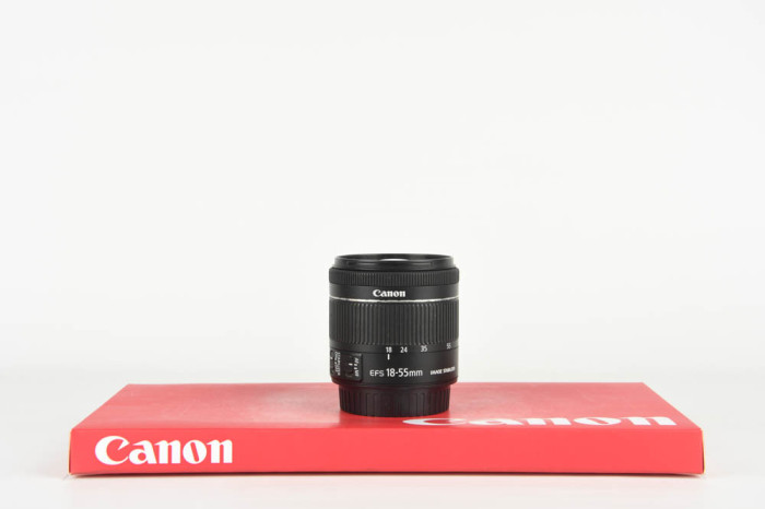Canon 18-55mm f3.5-5.6 IS STM main product photo