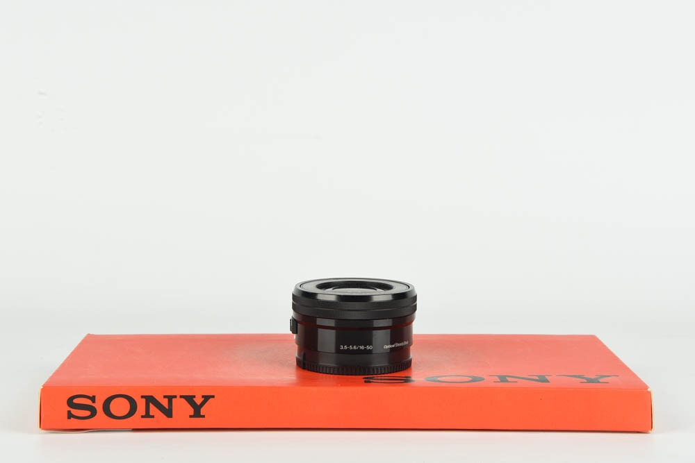 Sony 16-50mm f3.5-5.6 OSS