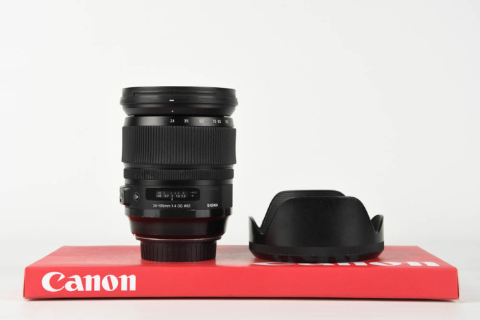 Sigma 24-105mm f 4 DG OS HSM ART Canon main product photo
