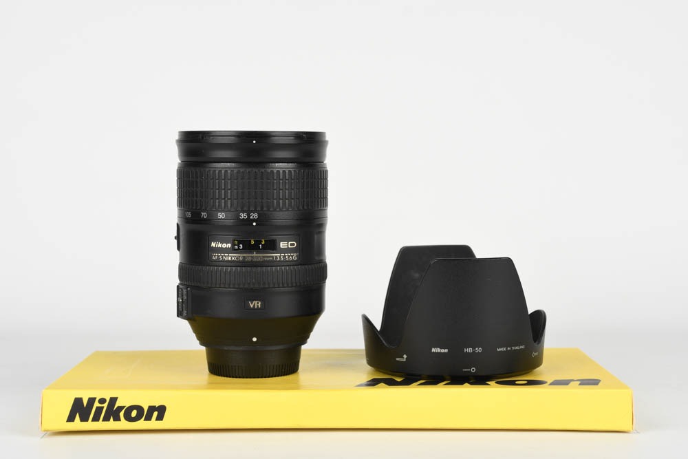 Nikon 28-300mm f3.5-5.6 G ED VR
