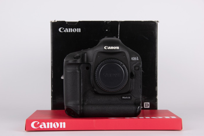 Canon 1d Mark III main product photo