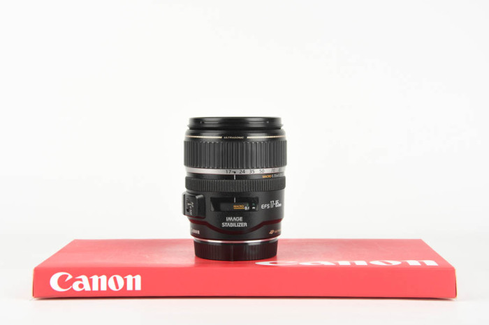 Canon 17-85mm f4-5.6 IS USM main product photo