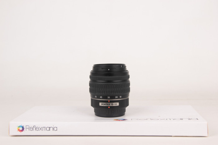 Pentax 18-55mm f3.5-5.6 AL WR SMC DAL main product photo