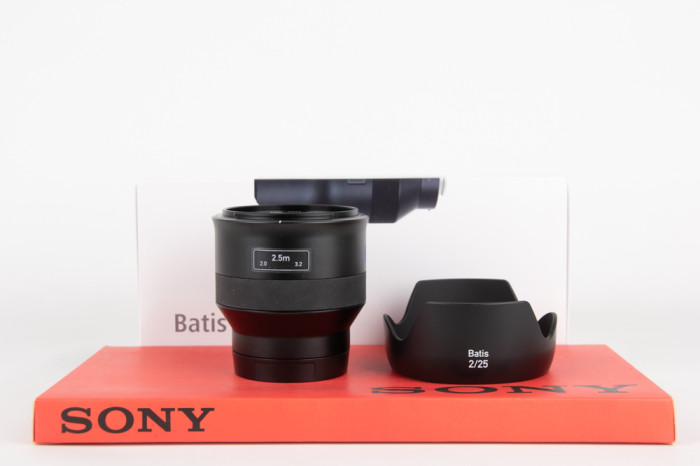 Zeiss Batis 25mm f2 Distagon T* Sony E-mount main product photo