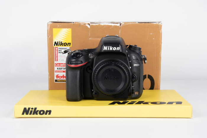 Nikon D600 main product photo
