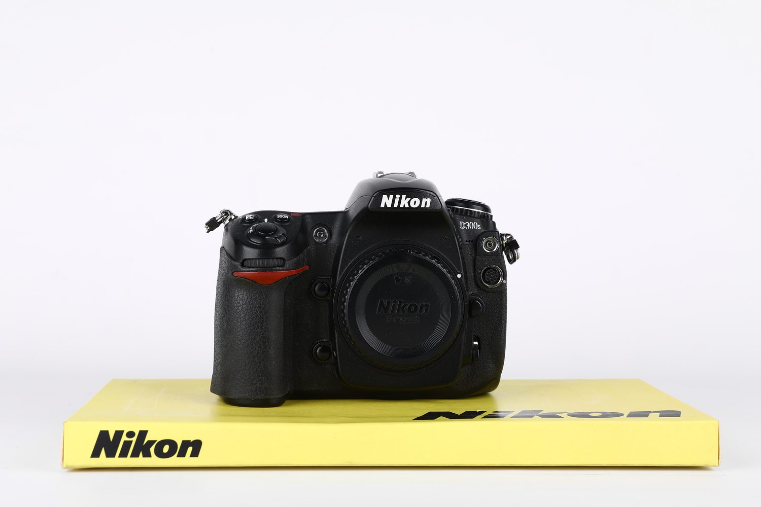 Nikon D300S
