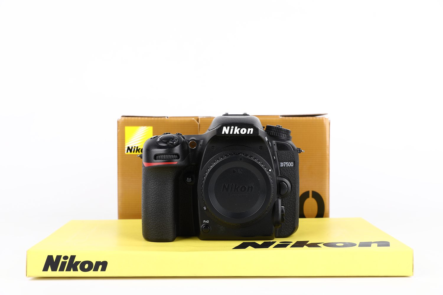 Nikon D7500