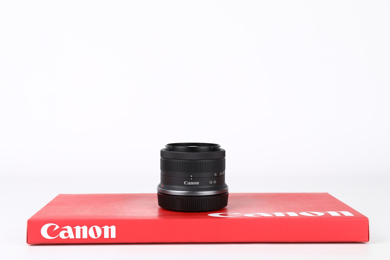 Canon RF-S 18-45mm f4.5-6.3 IS STM