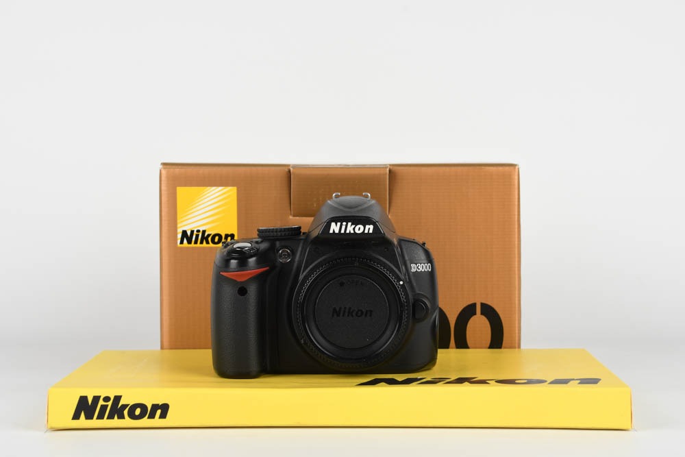 Nikon D3000
