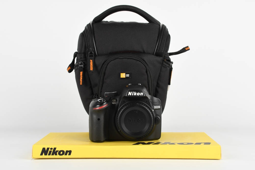 Nikon D3200 + borsa