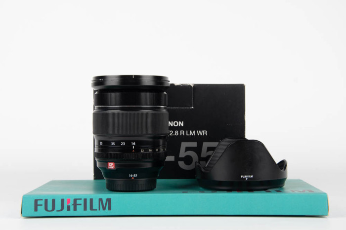 Fujifilm 16-55mm f2.8 XF R LM WR main product photo