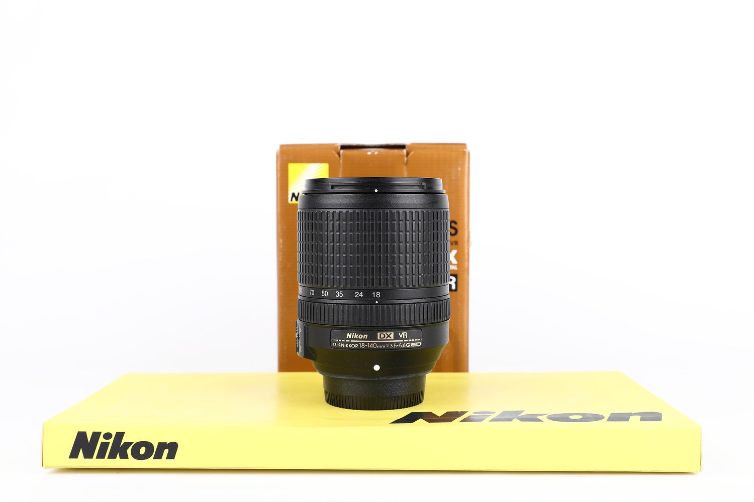Nikon 18-140mm f3.5-5.6 G ED VR