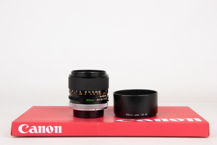 Canon FD 100mm f2.8 S.S.C. main product photo