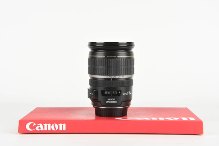 Canon 17-55mm f2.8 IS USM main product photo