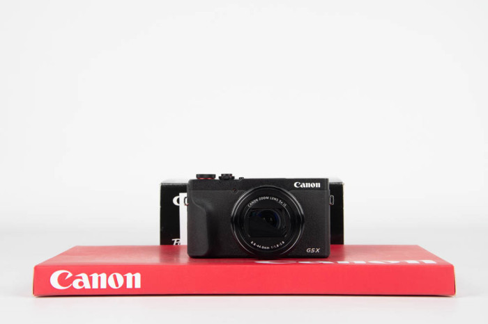 Canon G5 X Mark II main product photo