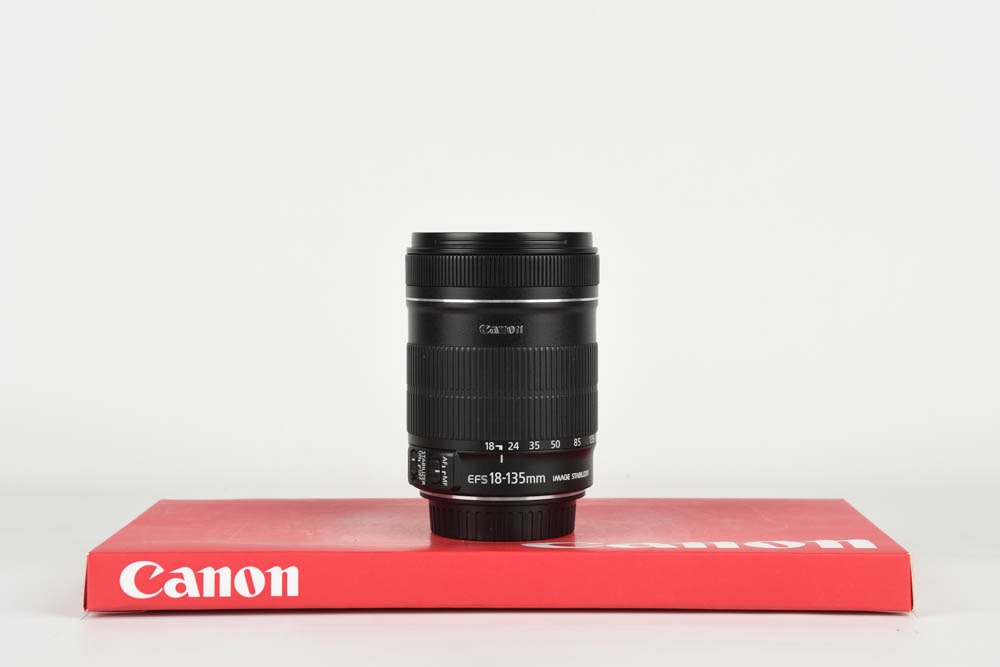 Canon 18-135mm f3.5-5.6 IS
