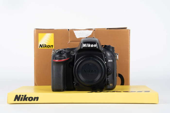 Nikon D610 main product photo