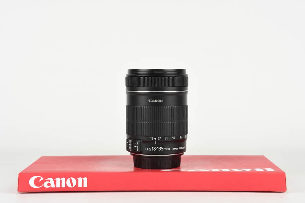 Canon 18-135mm f3.5-5.6 IS
