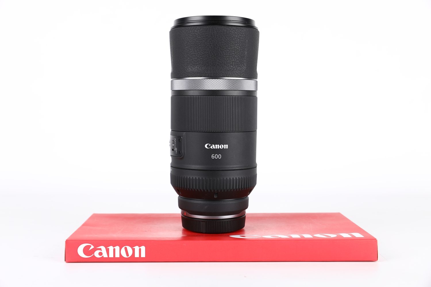Canon RF 600mm f11 IS STM