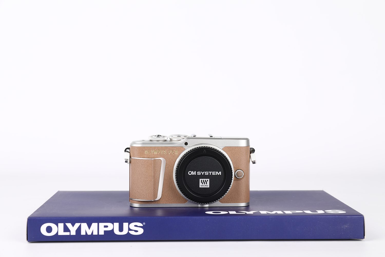 Olympus PEN E-PL9 - light  brown