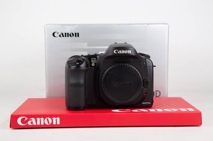 Canon 10D main product photo