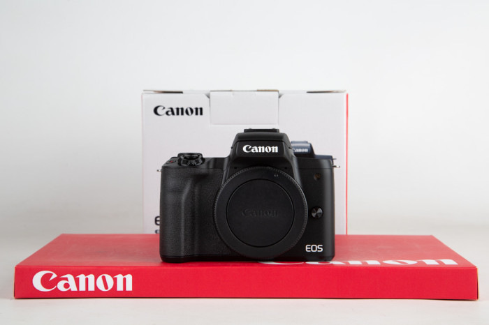 Canon EOS M50 Mark II main product photo