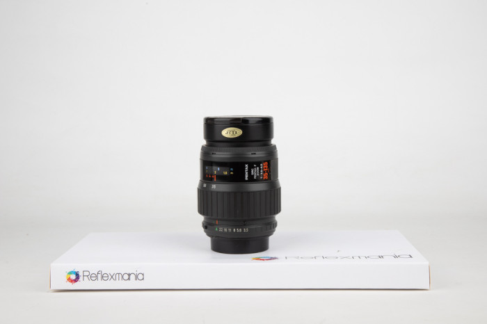 Pentax 35-135mm f3.5-4.5 SMC main product photo