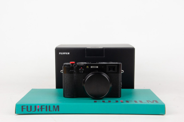 Fujifilm X100V main product photo