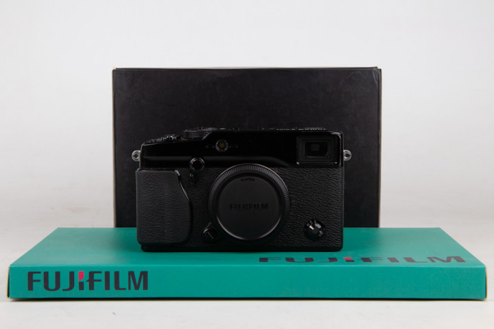 Fujifilm X-PRO 1 main product photo
