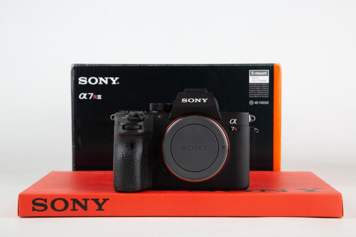 Sony A7r Mark III main product photo