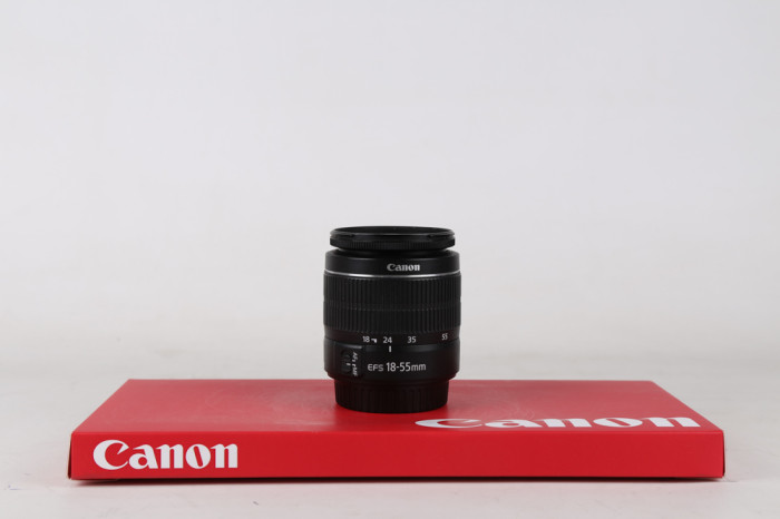 Canon 18-55mm F3.5-5.6 III main product photo