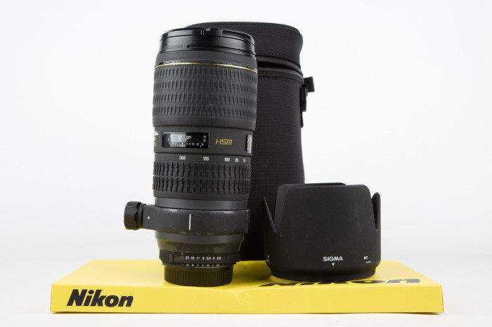 Sigma 70-200mm F2.8 EX HSM APO Nikon main product photo