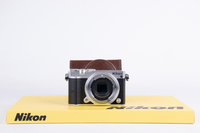 Nikon 1 J5 main product photo