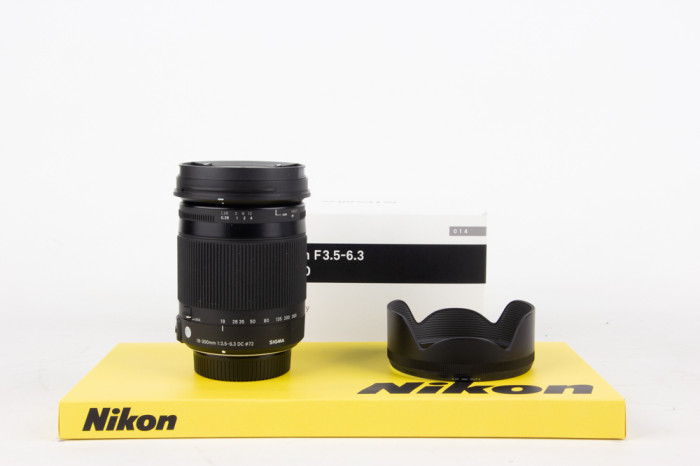 Sigma 18-300mm F3.5-6.3 DC MACRO Contemporary Nikon main product photo