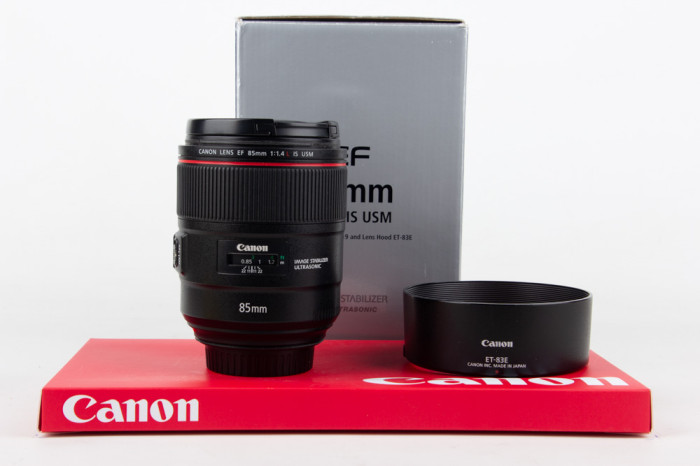 Canon 85mm F1.4 L IS USM main product photo