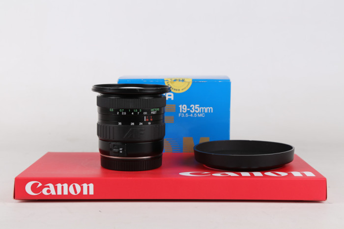 Cosina 19-35mm F3.5-4.5 MC Canon main product photo