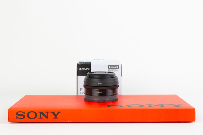 Sony 20mm f2.8 E-mount main product photo