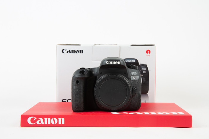 Canon 77D main product photo