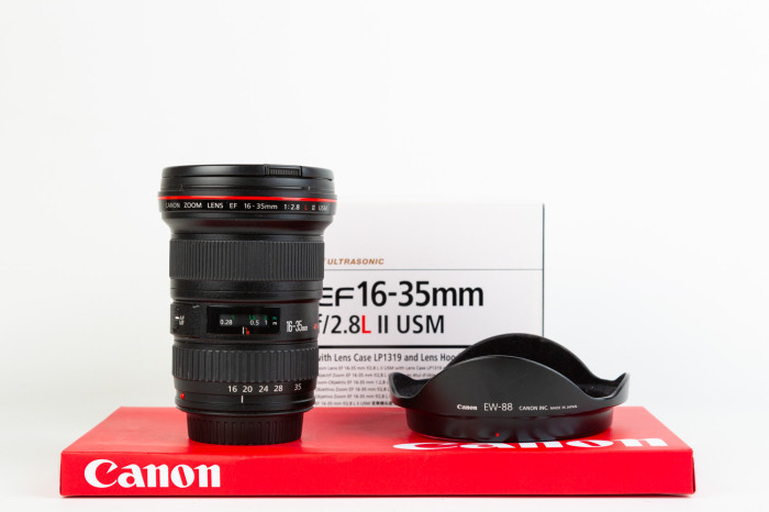 Canon 16-35mm f 2.8 L USM II main product photo