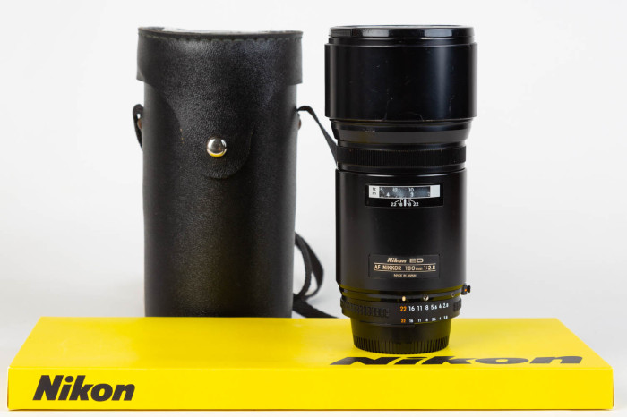 Nikon 180mm f2.8 ED AF-D main product photo