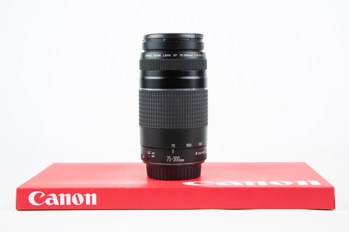 Canon 75-300mm f4-5.6 III main product photo