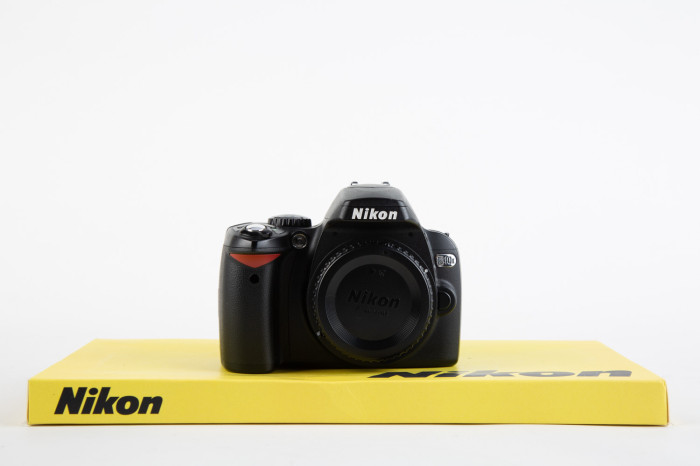 Nikon D40x main product photo