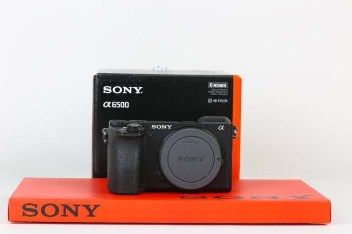 Sony a6500 main product photo