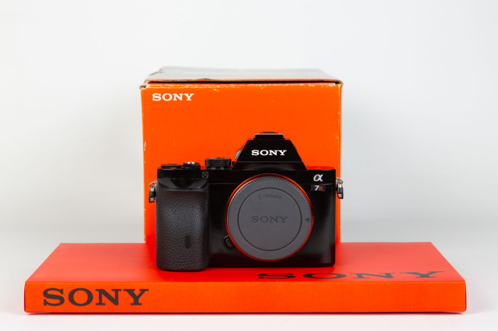 Sony A7r main product photo
