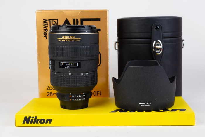 Nikon 28-70mm f2.8 D ED main product photo